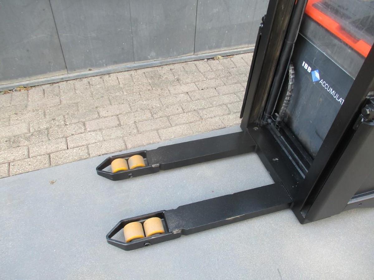 Refurbished 2014 BT SWE 100 - 947