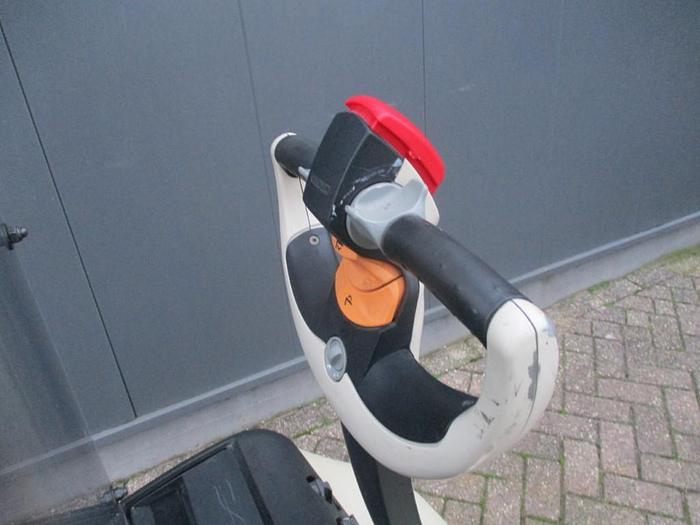 Refurbished 2010 Crown WF 3000-1.0 TL