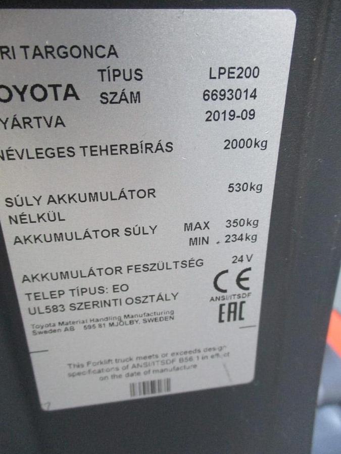 Refurbished 2020 TOYOTA LPE200 - 1975