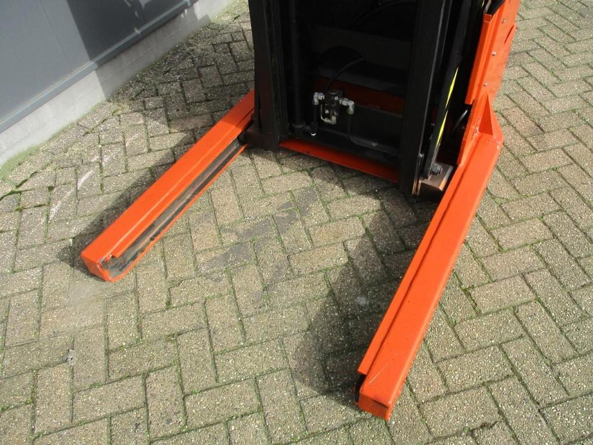 Refurbished 2011 BT TOYOTA RWE120 - 5424