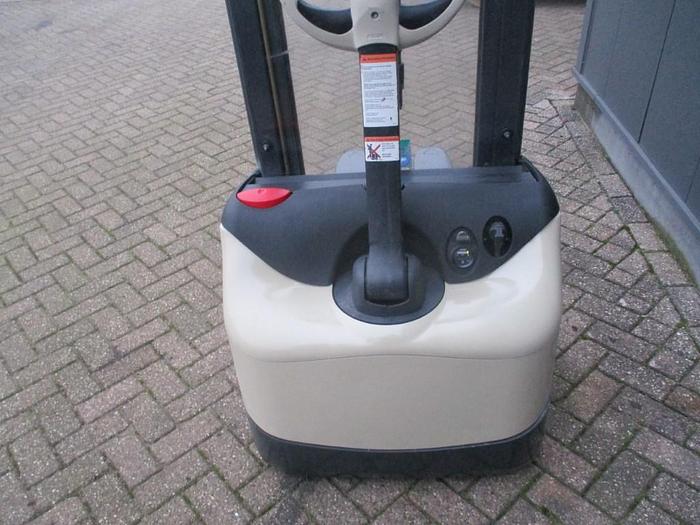 Refurbished 2010 Crown WF 3000-1.0 TL