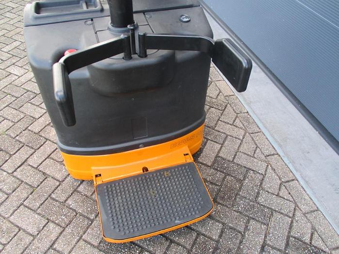 Used 2015 STILL EGV-S20