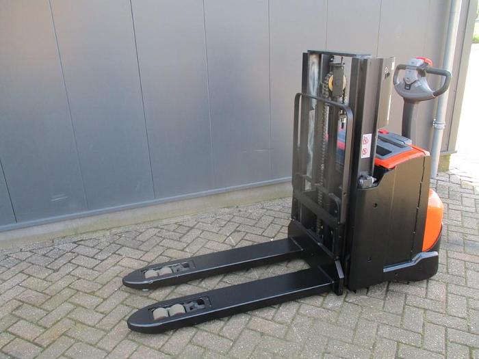 Refurbished 2012 BT SWE 200D