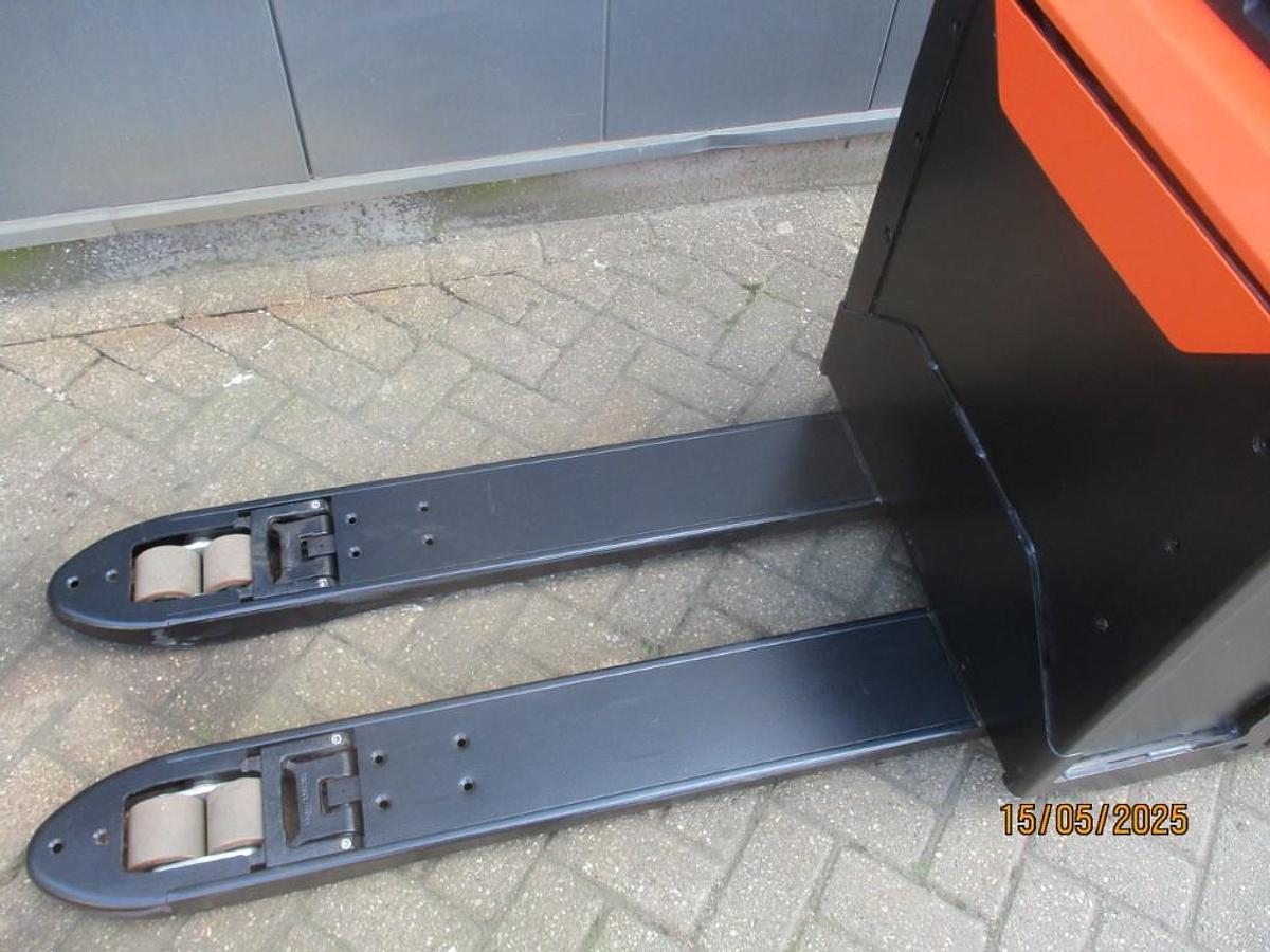 Refurbished 2018 TOYOTA LPE 250 - 1772