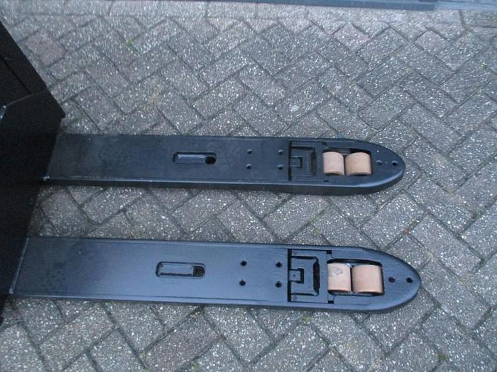 Refurbished 2017 TOYOTA LPE 250 - 1704