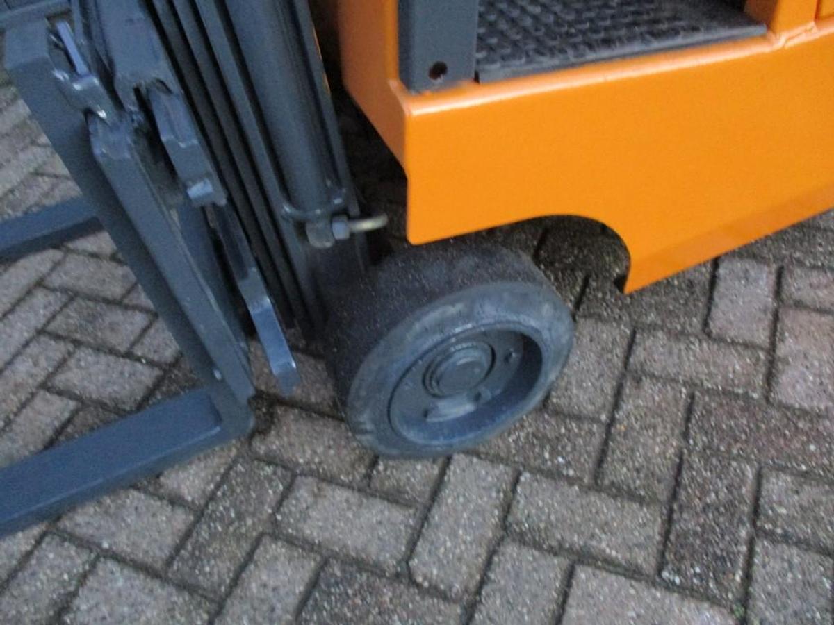 Refurbished 2002 STILL R50-10