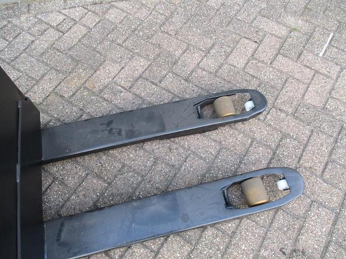 Refurbished 2018 TOYOTA LWE 160 - 951