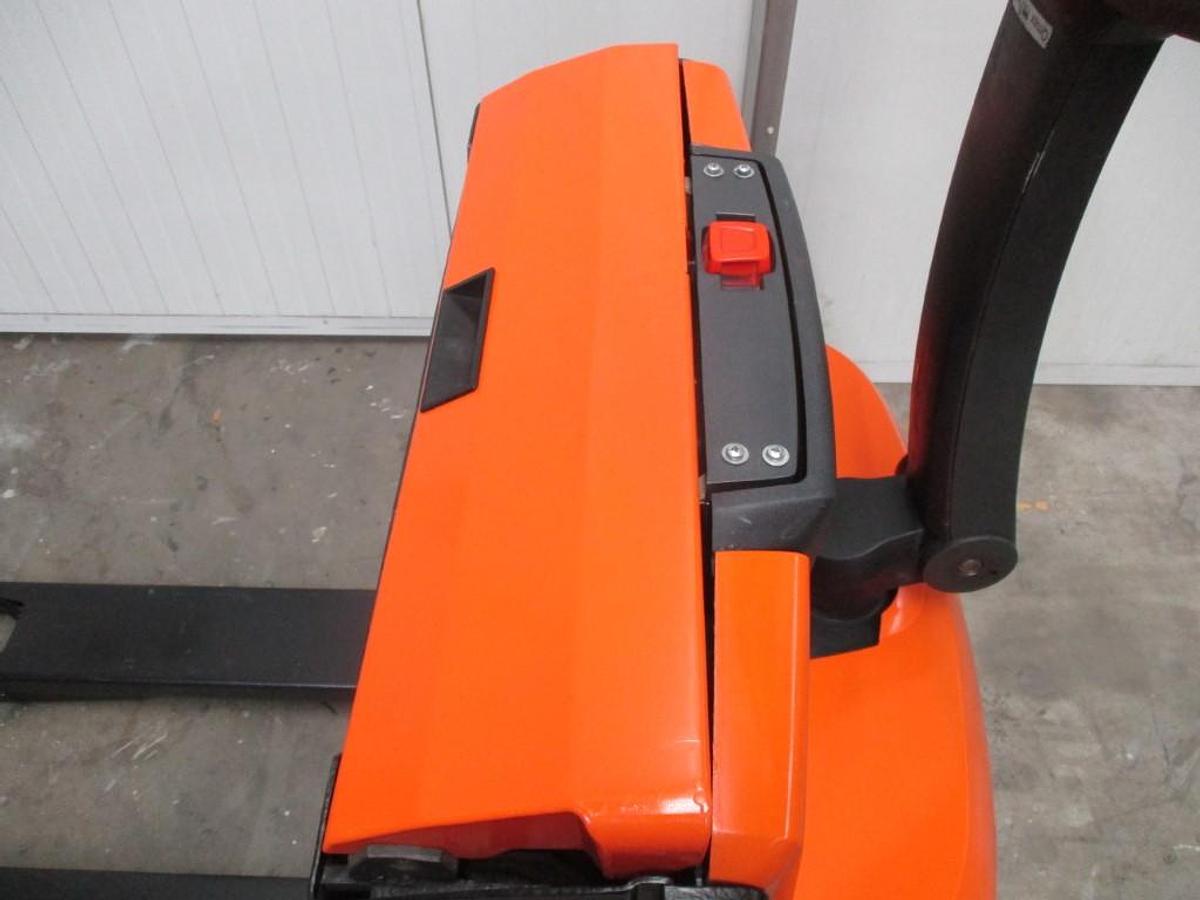 Refurbished 2013 TOYOTA BT LWE140 - 781