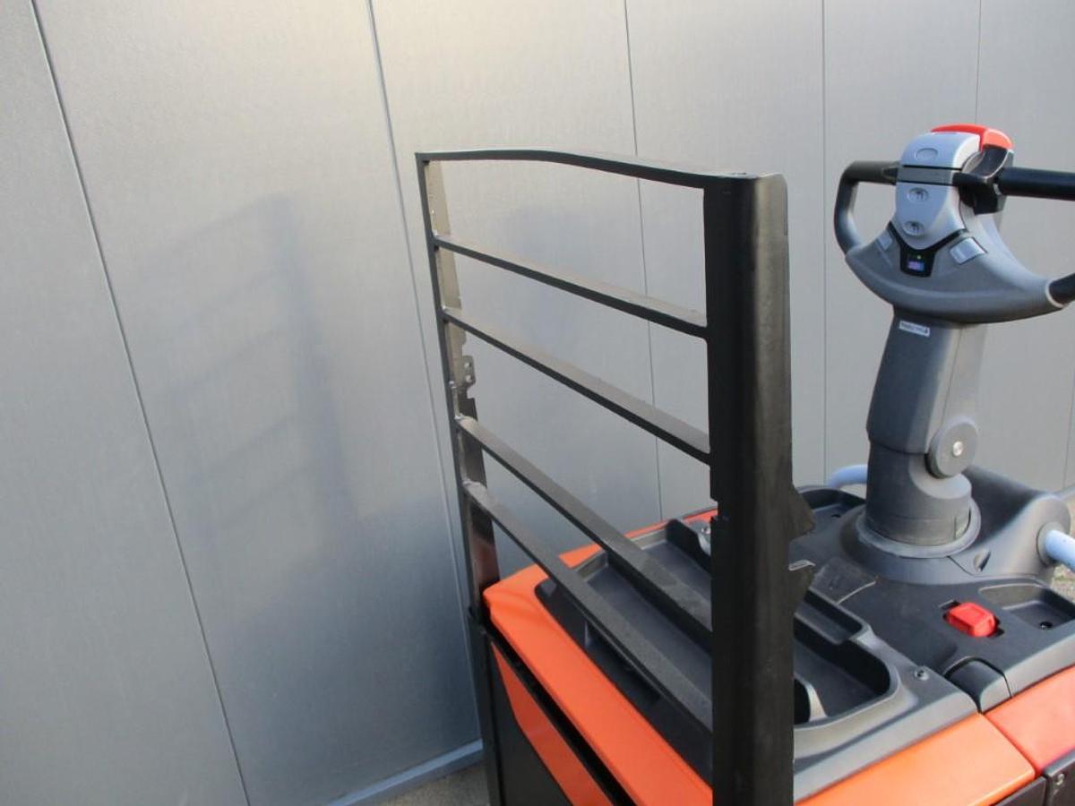 Refurbished 2018 TOYOTA LPE250