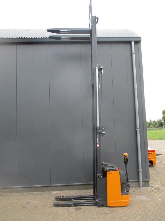 Refurbished 2015 STILL EGV 20 triplex - 199