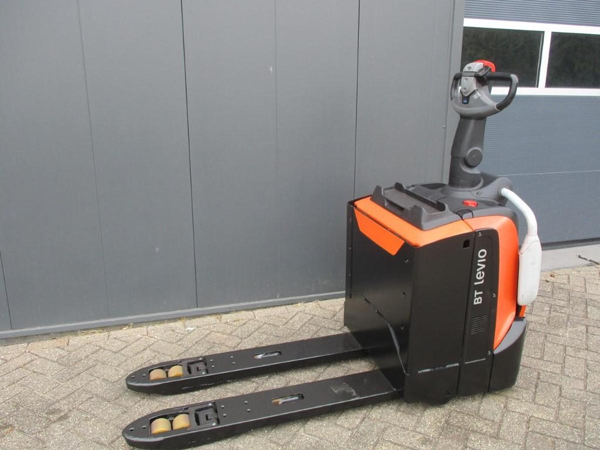 Refurbished 2016 TOYOTA BT LPE200 - 2365