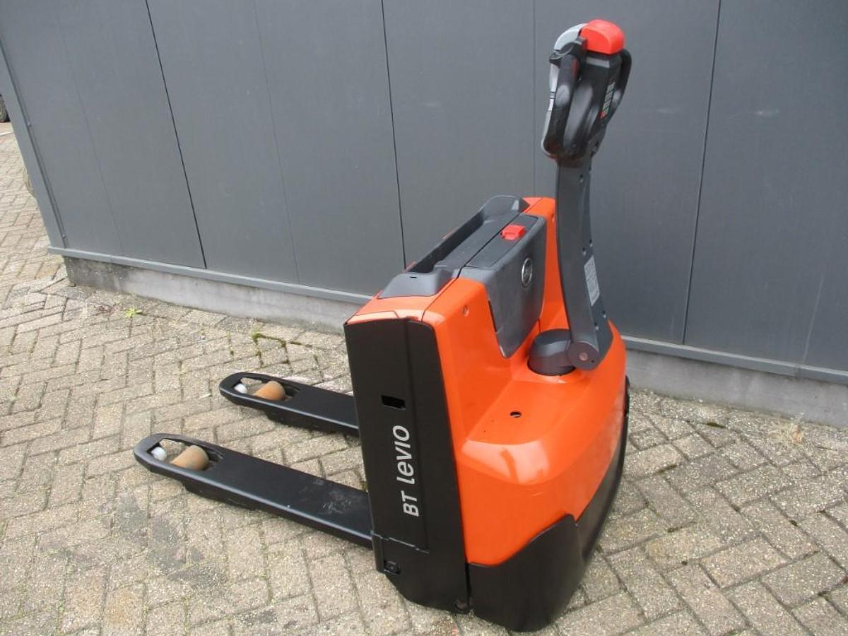 Refurbished 2016 TOYOTA LWE160 - 777