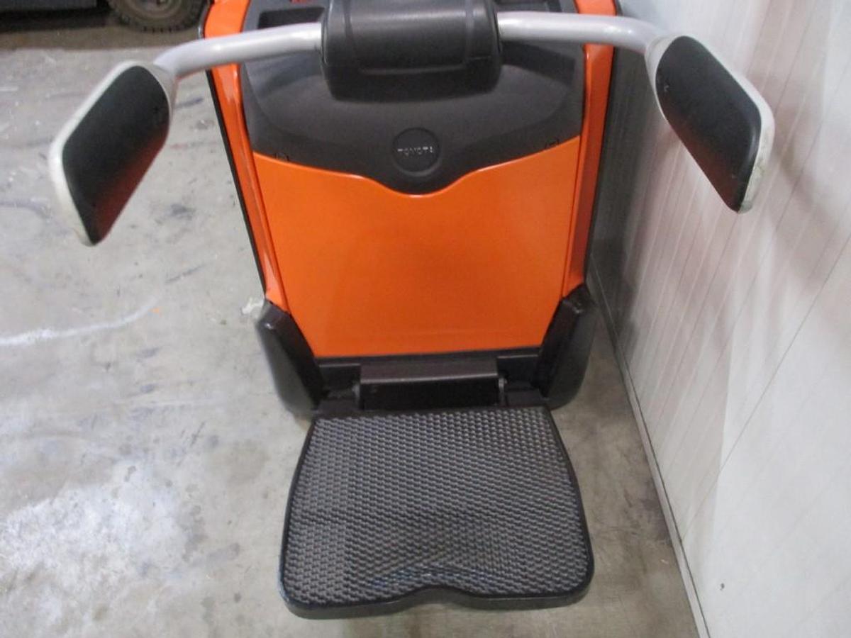 Refurbished 2019 TOYOTA LPE200 - 1993