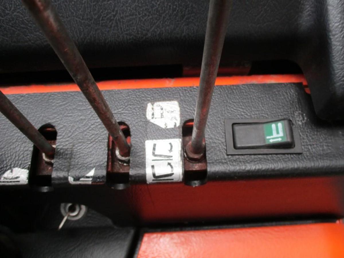 Refurbished 2013 BT TOYOTA RWE120 triplex - 1064