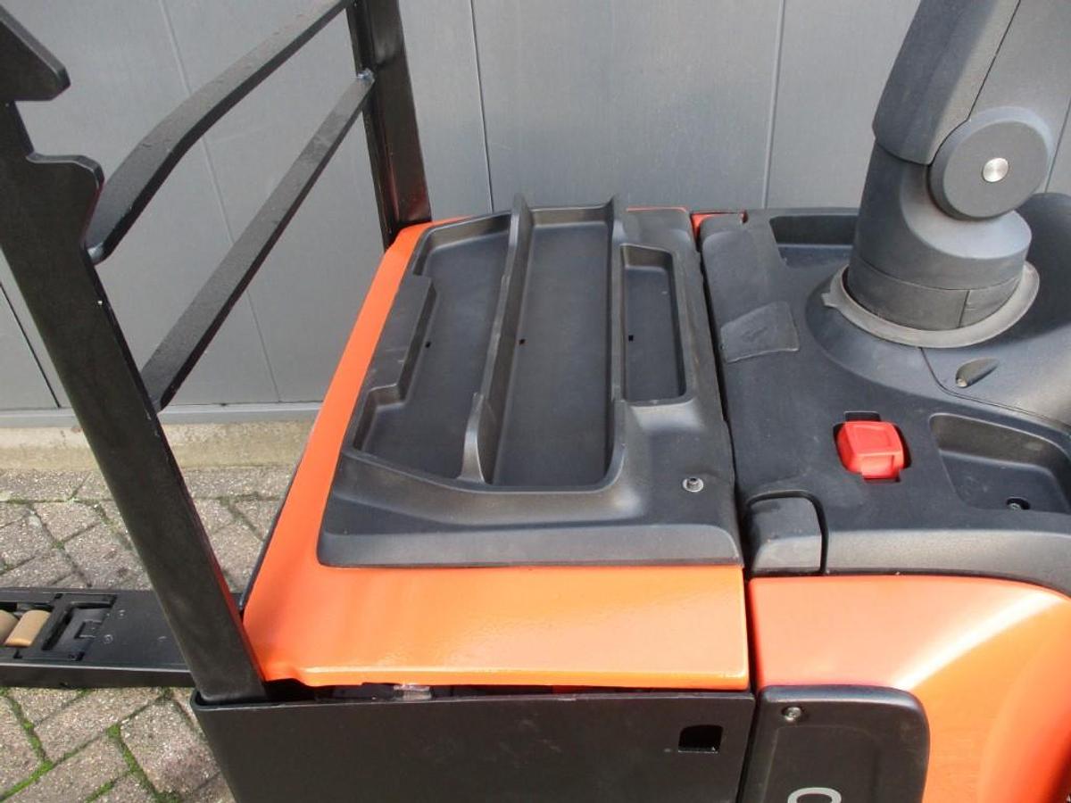 Refurbished 2018 TOYOTA LPE250 - 2446