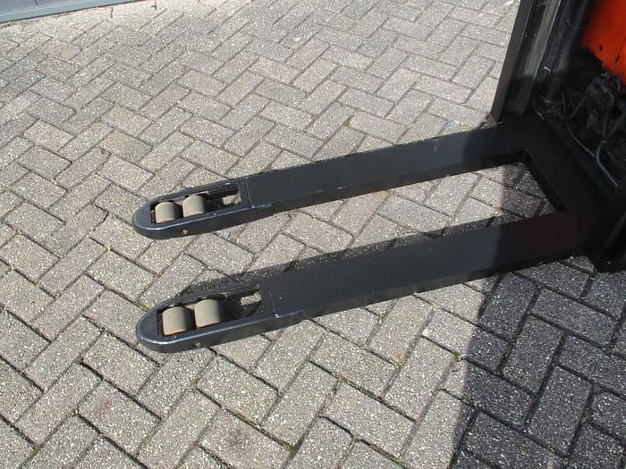 Refurbished 2003 BT LSV 1600 - 2163