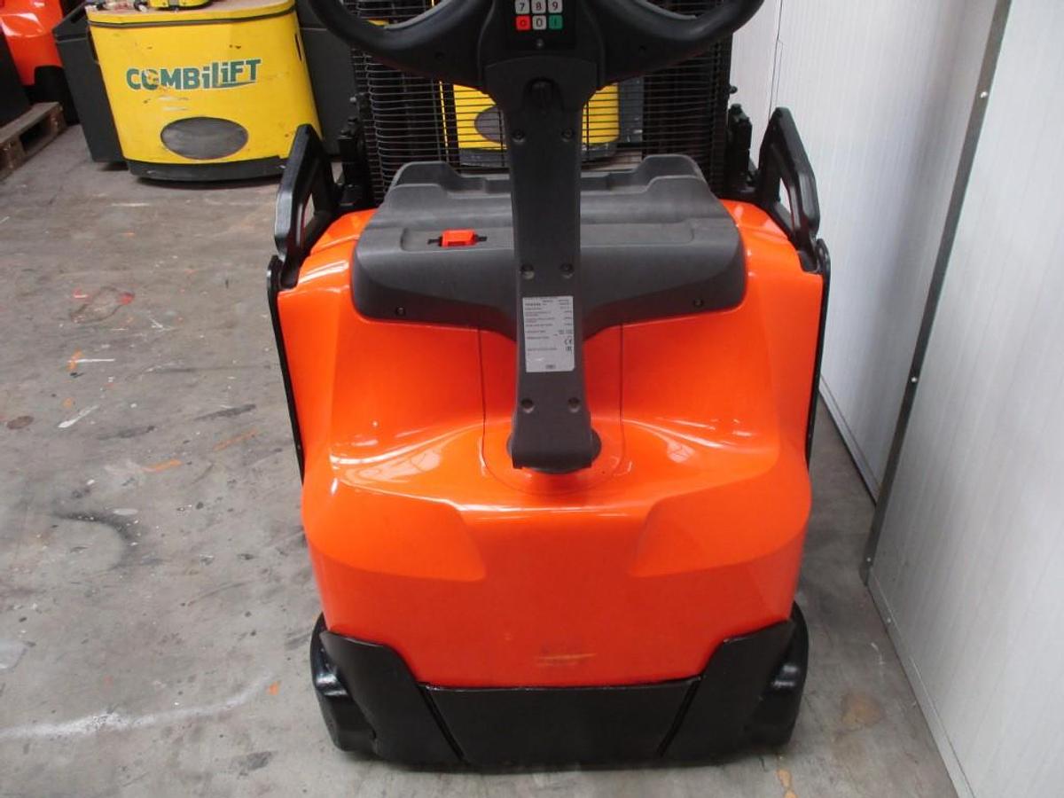 Refurbished 2017 TOYOTA SWE 145 triplex - 2256