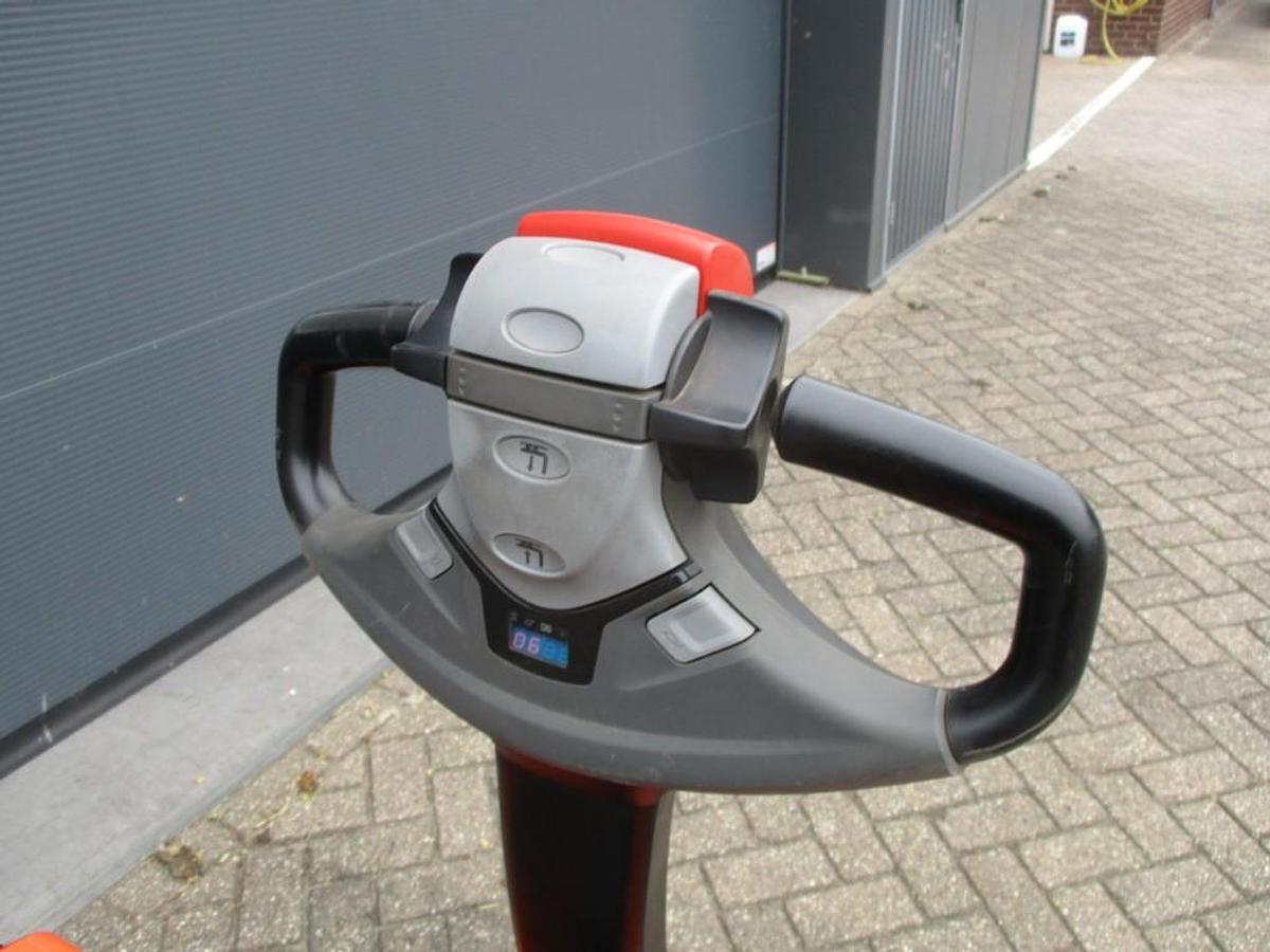 Refurbished 2020 TOYOTA LWE140 - 379