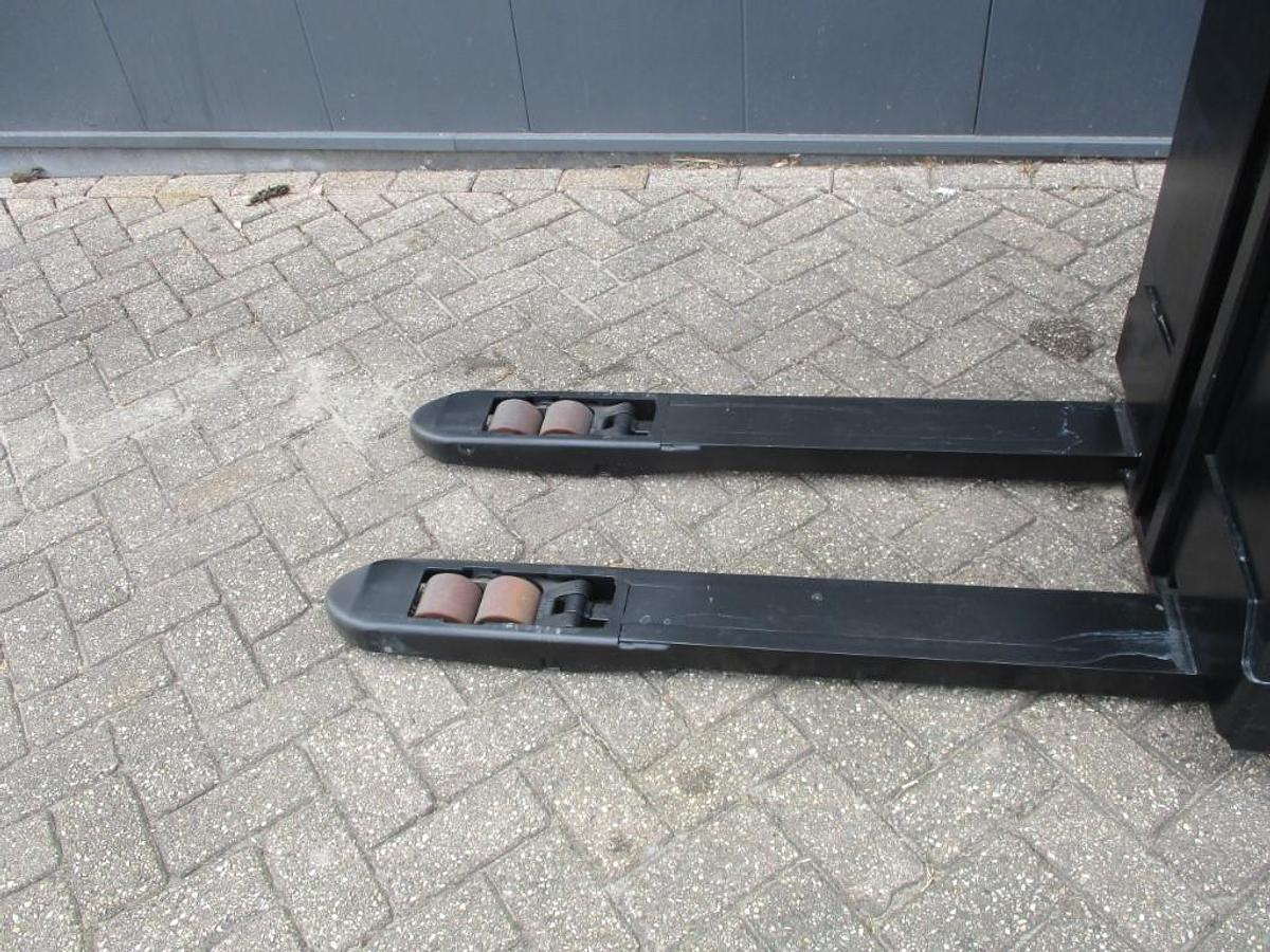 Refurbished 2012 BT TOYOTA SWE 080L - 1142