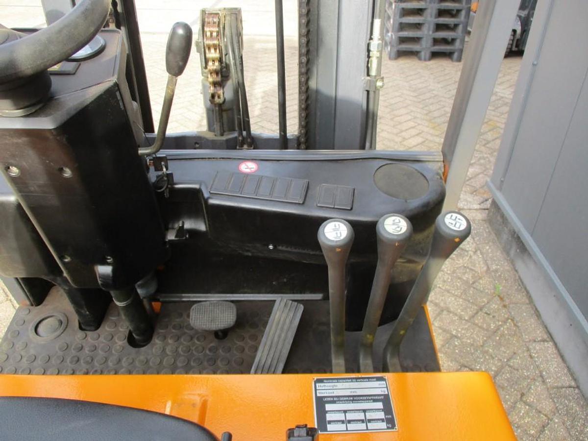 Refurbished 2003 STILL R50-15 - 5977