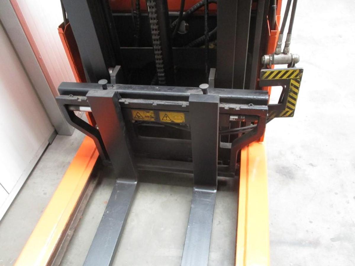 Refurbished 2011 BT TOYOTA RWE120 - 1292
