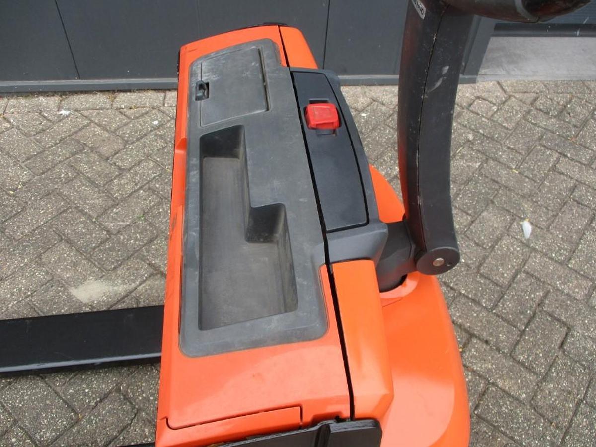 Refurbished 2018 TOYOTA LWE140 - 416
