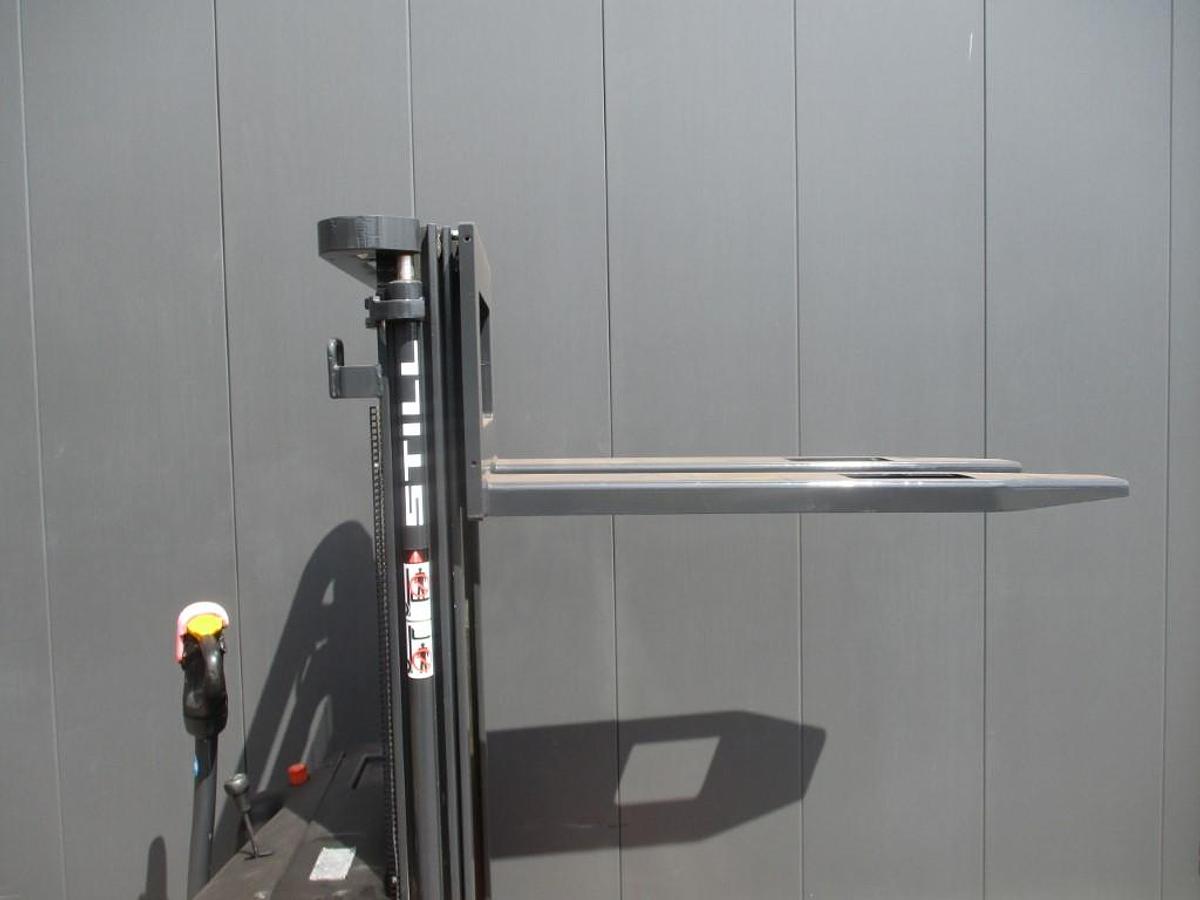 Refurbished 2007 STILL EGV 12-OM