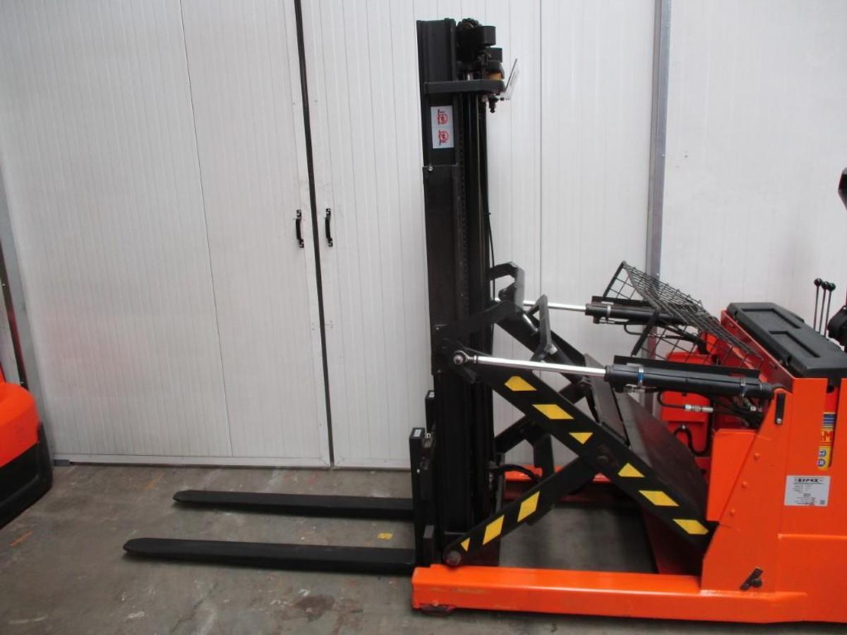 Refurbished 2016 TOYOTA BT RWE120 - 1028