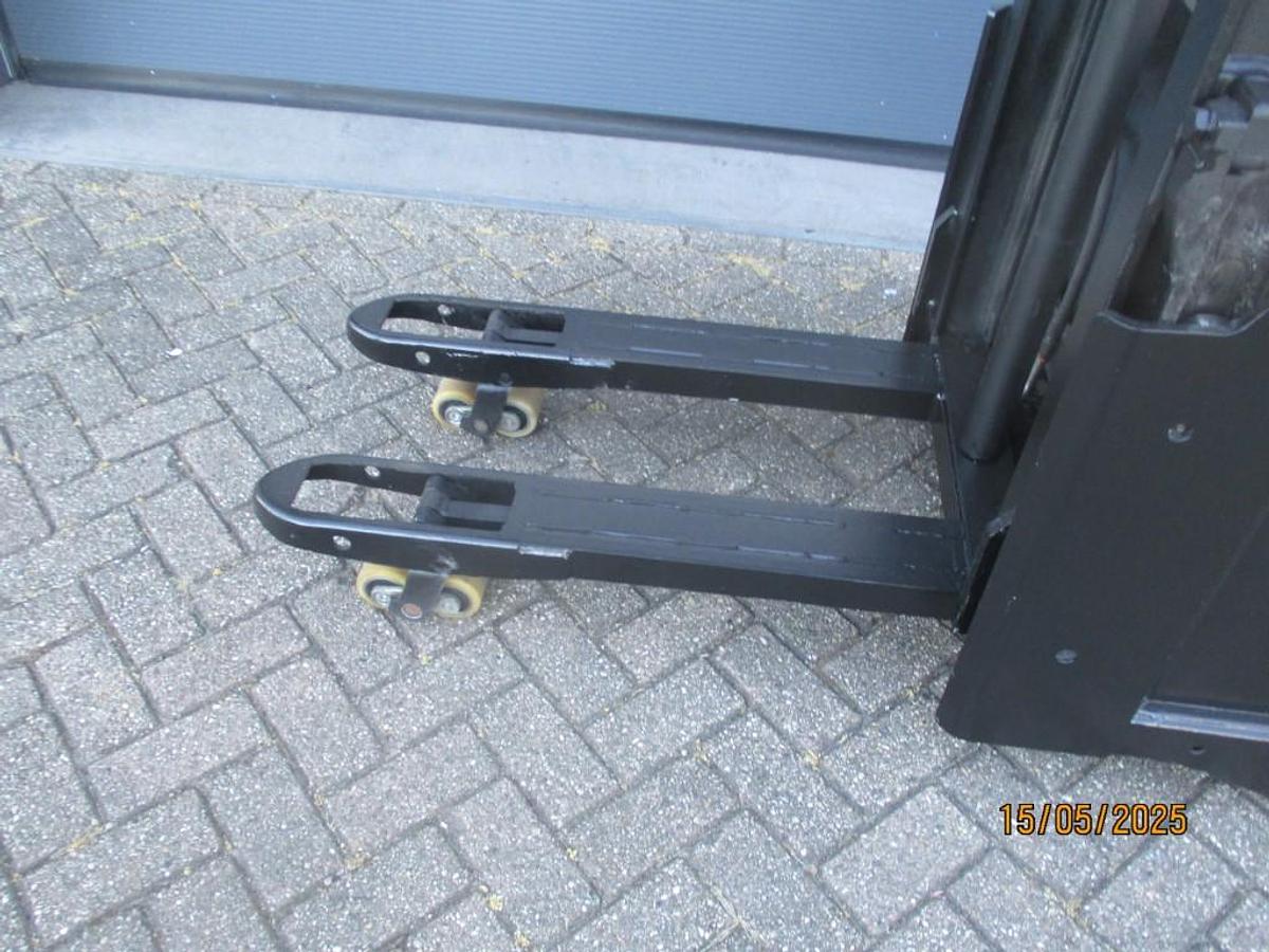 Refurbished 2014 BT SWE 200D - 1423