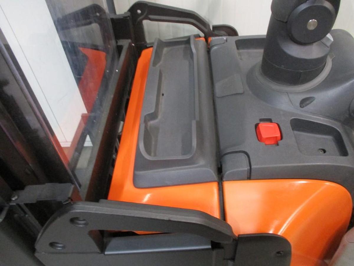 Refurbished 2021 TOYOTA SPE120L - 117