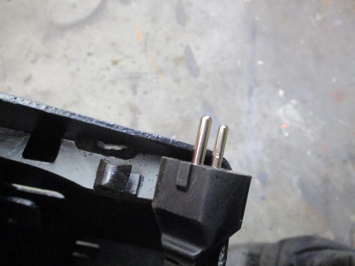 Refurbished 2017 TOYOTA LWE 200 - 994