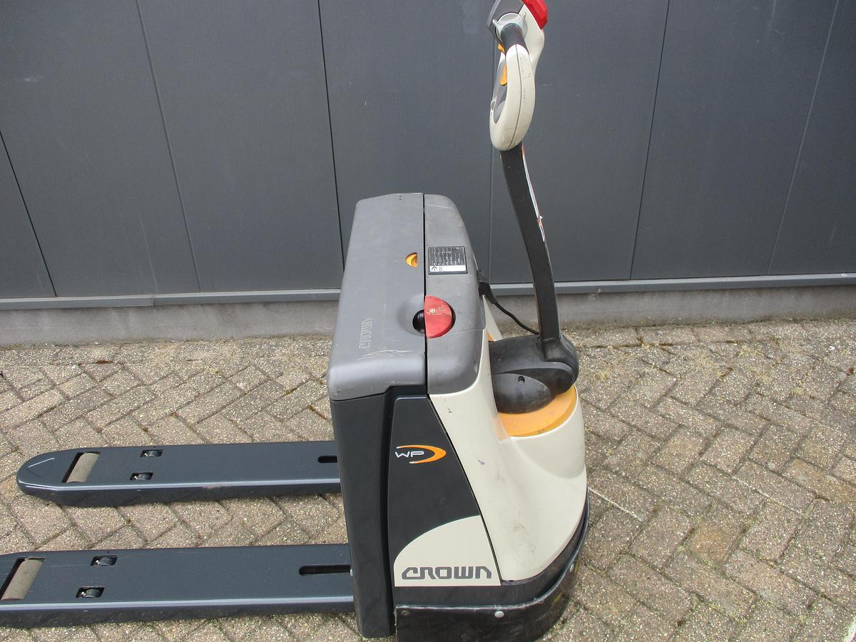 Refurbished 2015 Crown WP3015 - 26