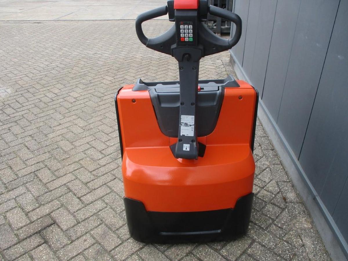 Refurbished 2022 TOYOTA LWE160 - 518