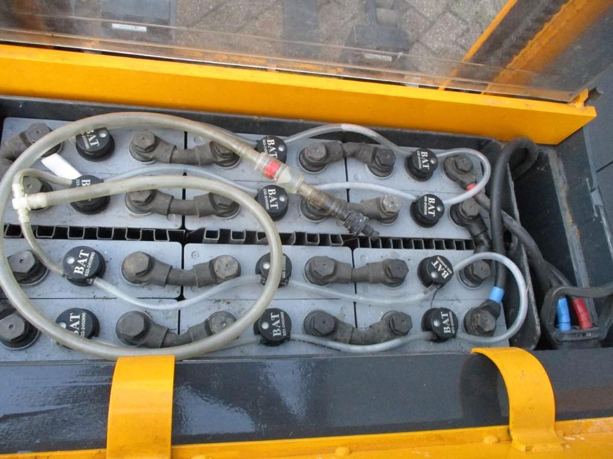 Refurbished 2003 Jungheinrich EJB14 - 727