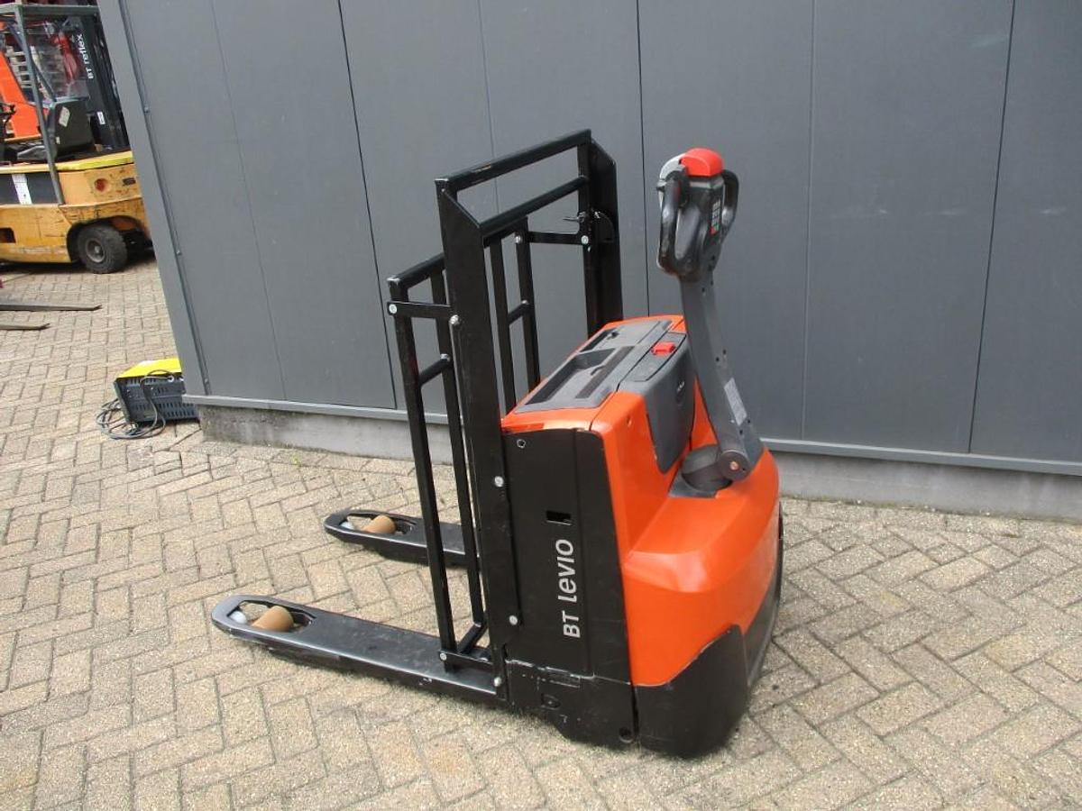 Refurbished 2019 TOYOTA LWE160 - 831