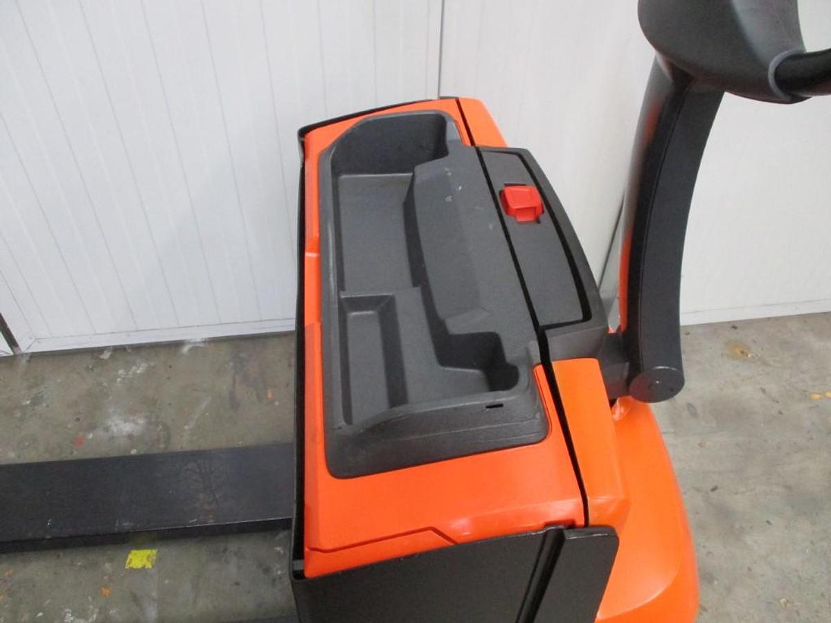 Refurbished 2015 TOYOTA BT LWE 200 - 1122