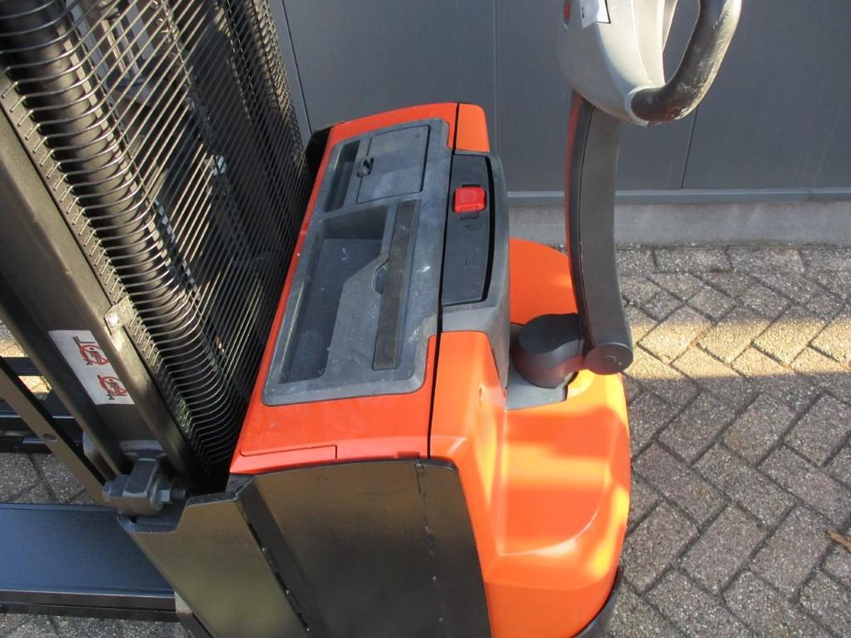 Refurbished 2012 TOYOTA BT SWE120 - 841