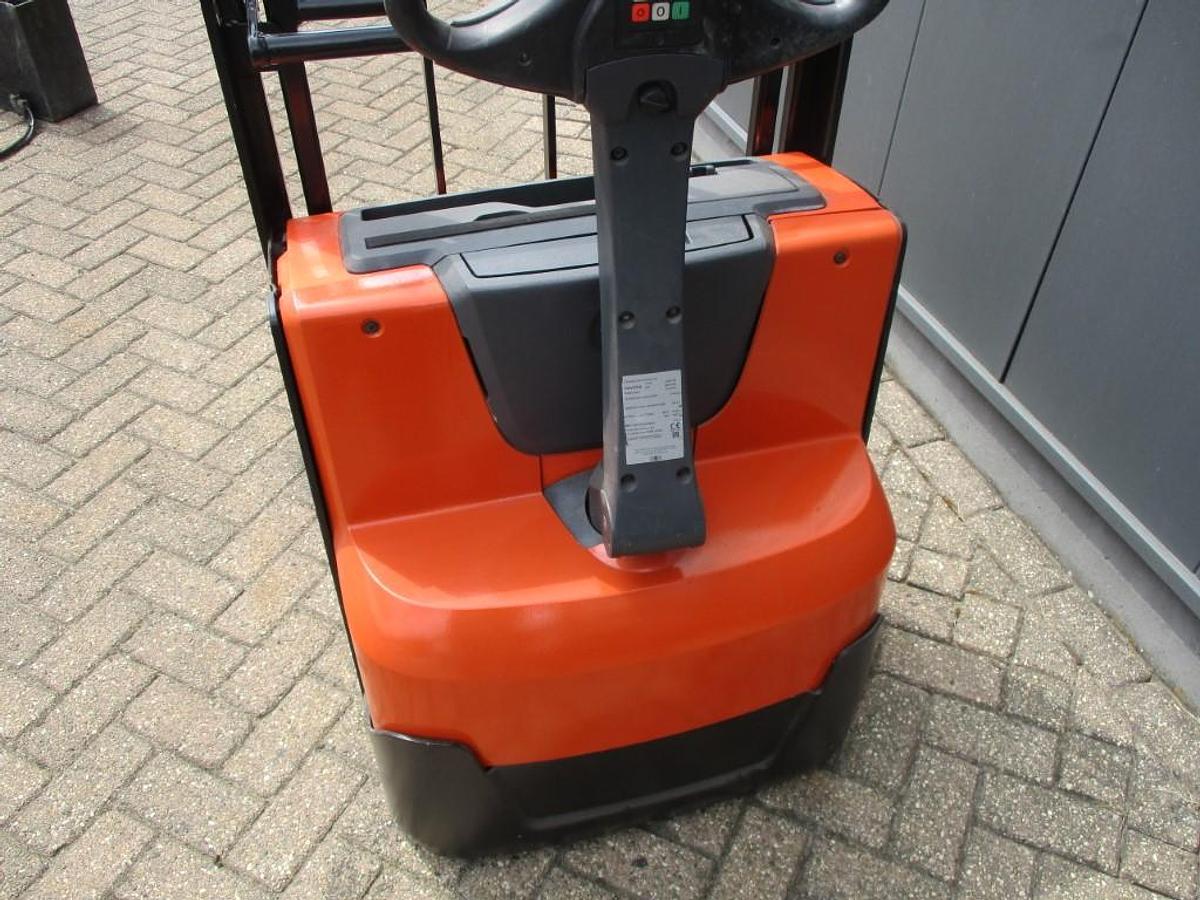 Refurbished 2019 TOYOTA LWE160 - 831