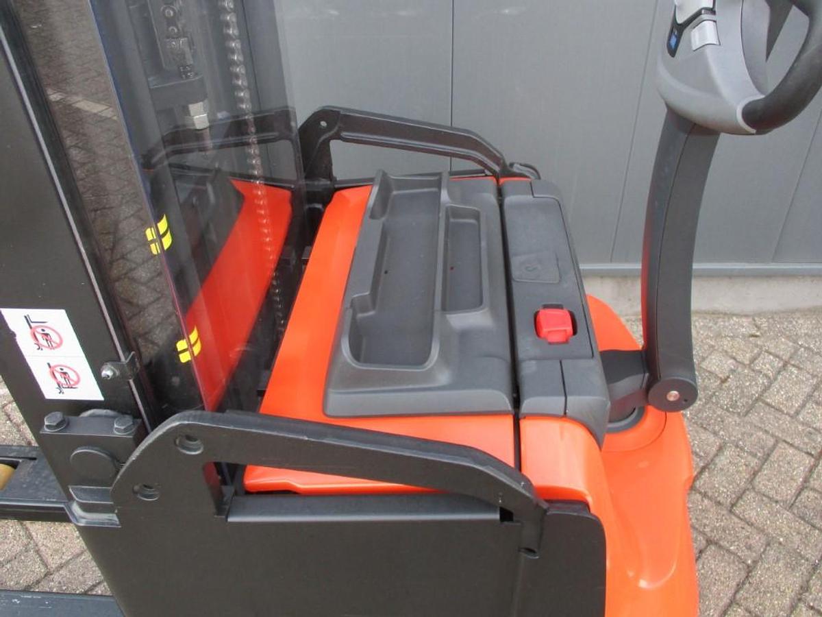Refurbished 2018 TOYOTA SWE160 triplex - 2229