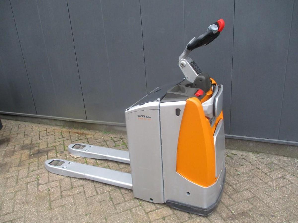 Refurbished 2013 STILL EXU-SF20