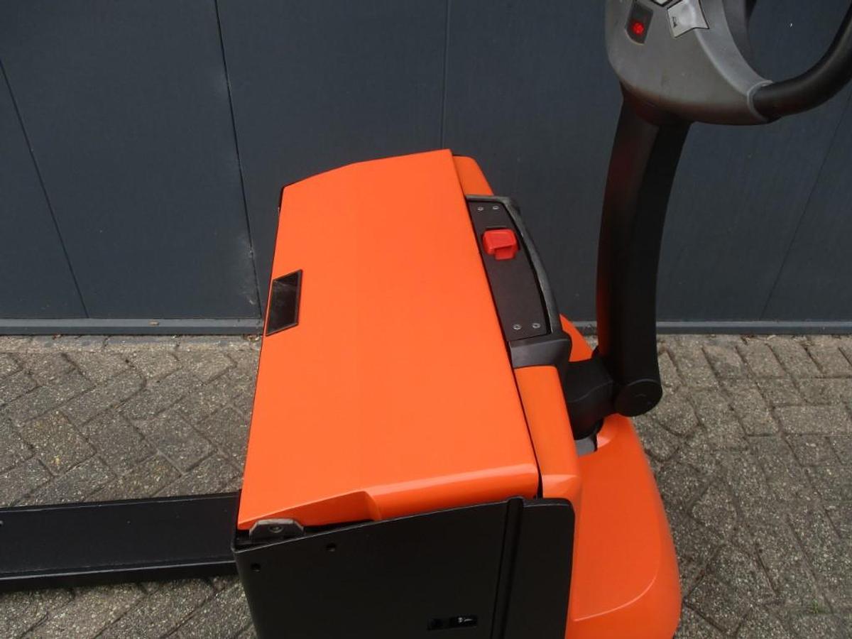 Refurbished 2015 TOYOTA BT LWE 200 - 1108