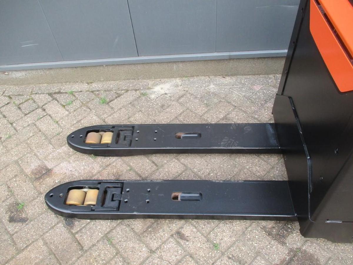 Refurbished 2017 BT LPE 200 - 2216