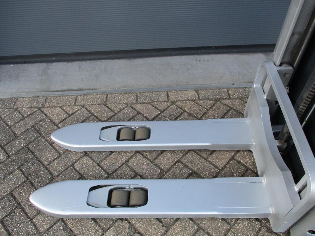 Refurbished 2018 STILL EXV12