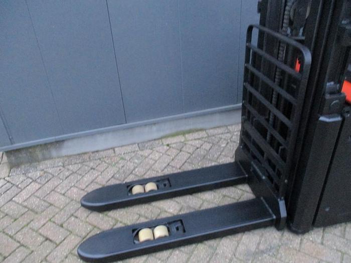 Refurbished 2018 BT SPE 120L