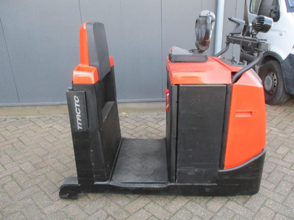 Refurbished 2018 TOYOTA TSE300 Tracto - 2086