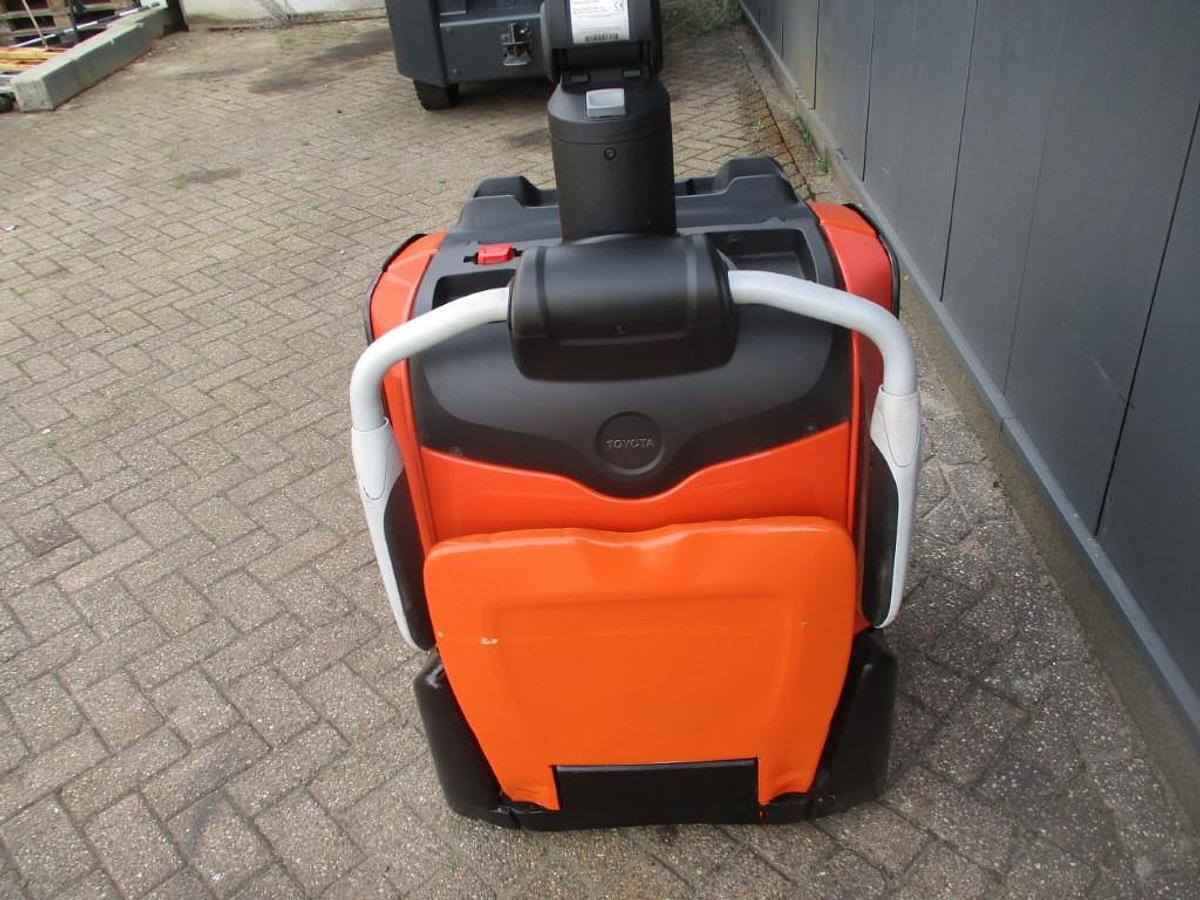 Refurbished 2017 BT LPE 200 - 2216