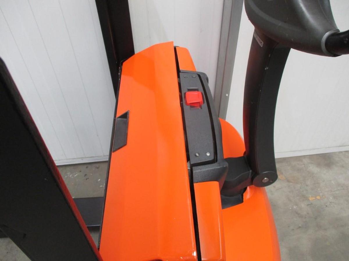 Refurbished 2019 TOYOTA LWE140 - 653
