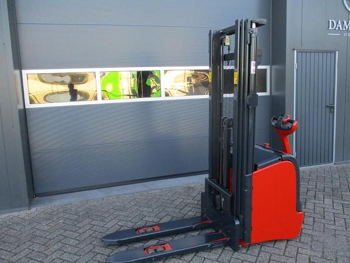 Refurbished 2014 Linde L 16 triplex - 611