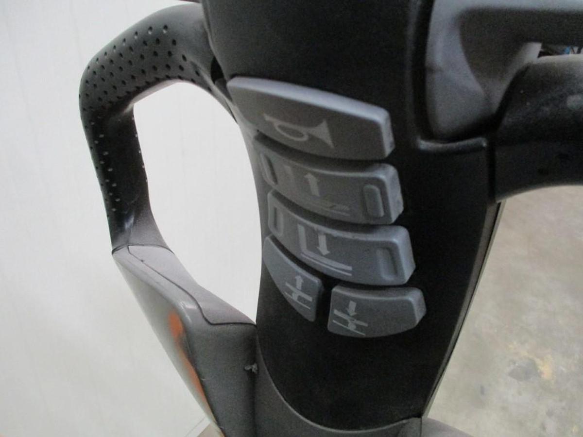 Refurbished 2015 STILL EXV14i triplex - 1046