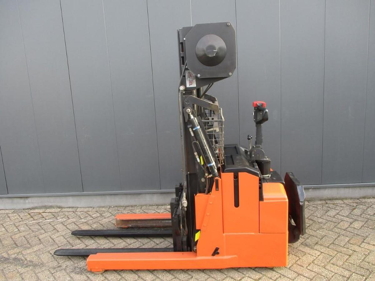 Refurbished 2011 BT TOYOTA RWE120 - 1221